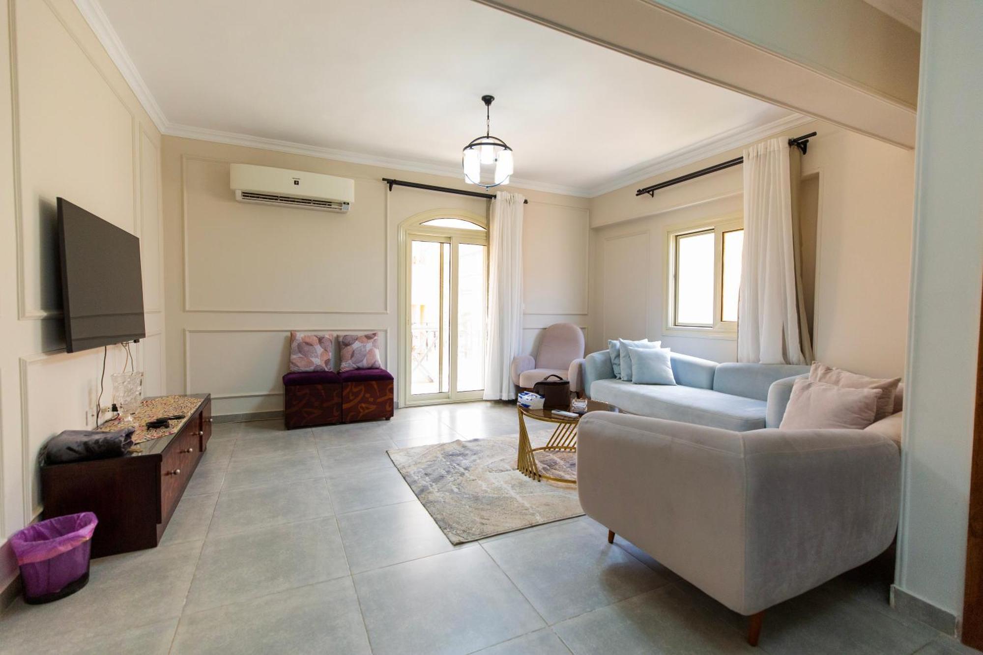 Stylish 3rd Floor In The Heart Of New *