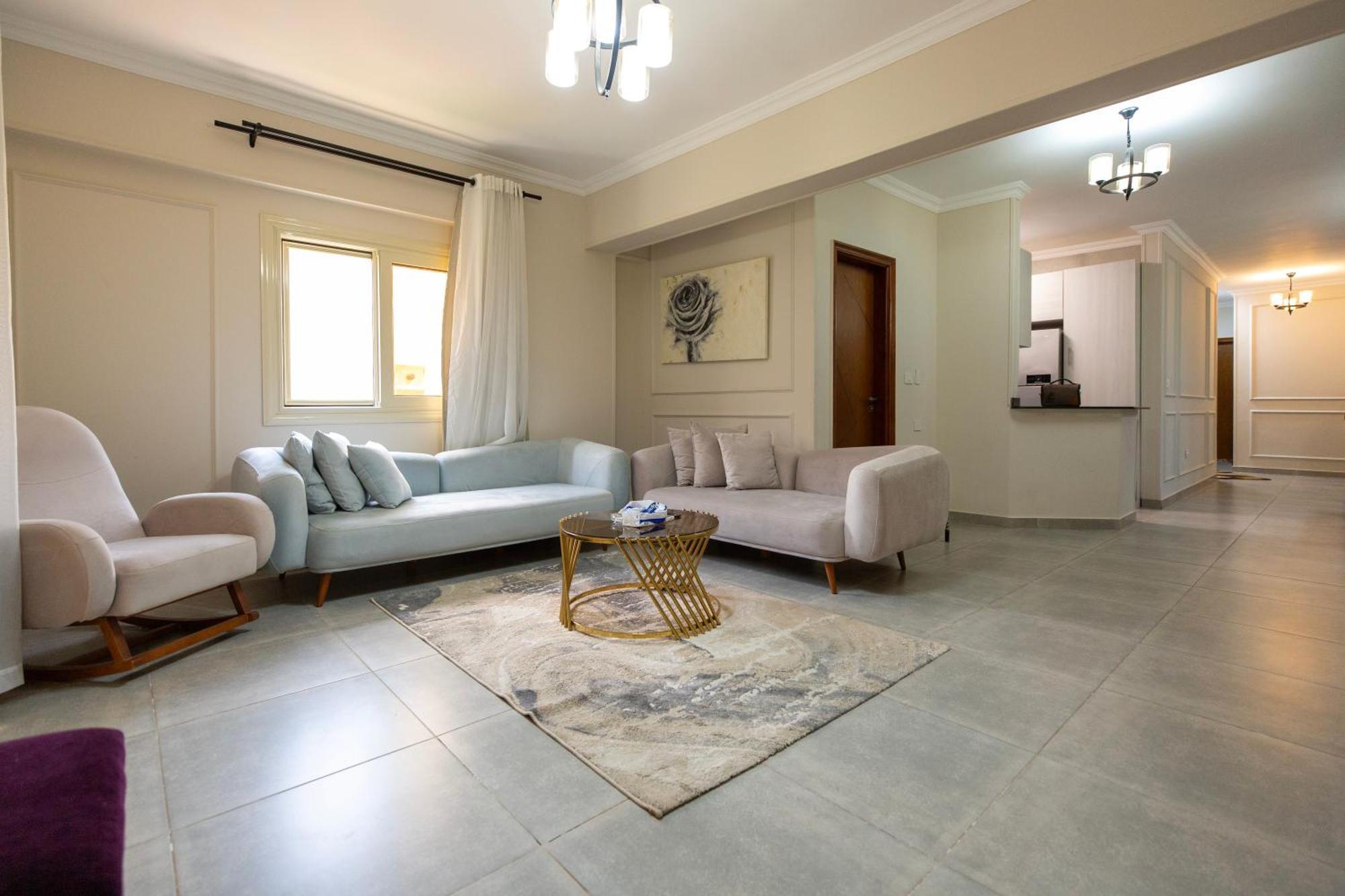 Stylish 3rd Floor In The Heart Of New